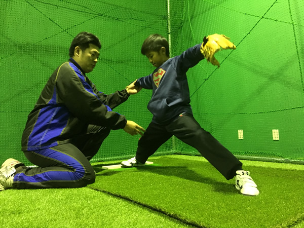 千葉 英貴のレッスン風景 <br />
<b>Warning</b>:  Undefined variable $count in <b>/home/kir501095/public_html/brillar_school_com/wp/wp-content/themes/brillar/template/archive-teacher.php</b> on line <b>45</b><br />
